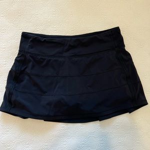 Lululemon Athletics Pace Rival Mid-Rise Skirt (Black) Size 6
